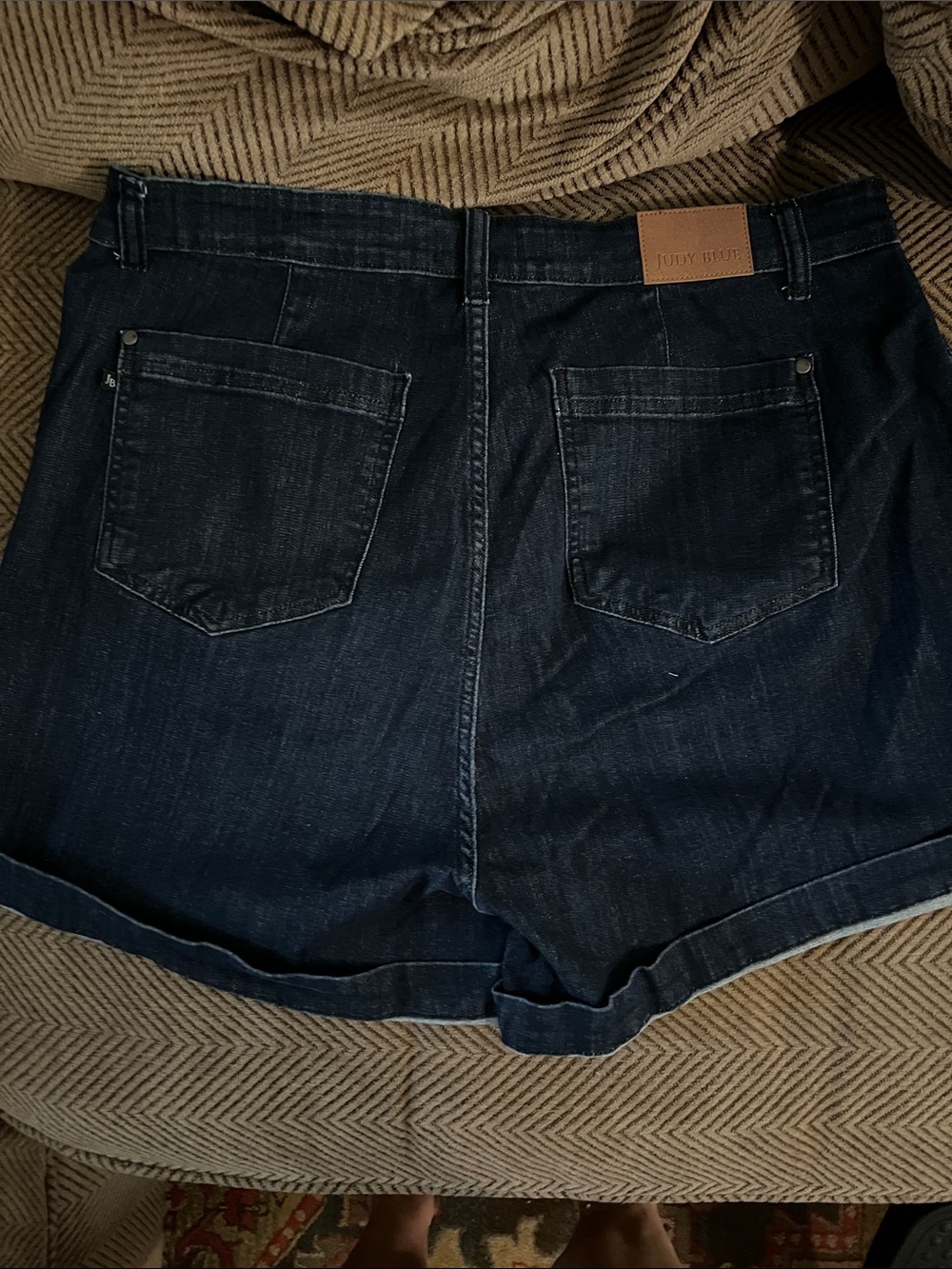 Judy Blue Dark Wash Denim Shorts - Picture 2 of 3